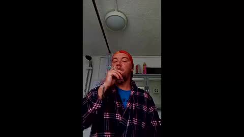 mr_i_ online show from June 5, 2026, 8:20 am