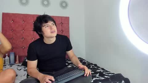 Charlie and Salo online show from January 8, 2026, 8:55 pm