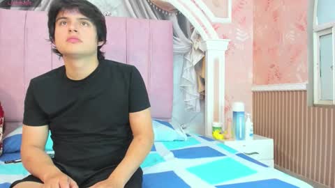 Charlie and Salo online show from January 9, 2026, 8:43 pm