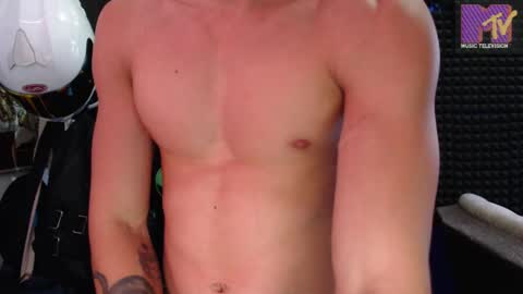 Snapshot of mr_lollipop77 chatting on October 24, 2025, 10:28 pm Call me Angel please online show from October 24, 2025, 10:28 pm