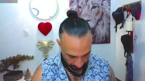 mr_maik22 online show from March 2, 2025, 5:04 pm