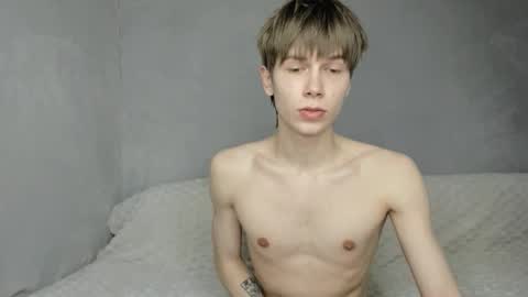 Makentoshi online show from March 15, 2026, 9:32 pm