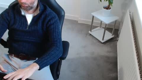 Snapshot of mr_matthew_me chatting on October 24, 2025, 7:38 am mr_matthew_me online show from October 24, 2025, 7:38 am