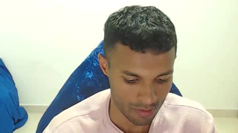 Snapshot of mr_max__ chatting on March 13, 2026, 11:33 pm Max online show from March 13, 2026, 11:33 pm