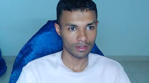 Snapshot of mr_max__ chatting on March 18, 2026, 12:19 pm Max online show from March 18, 2026, 12:19 pm