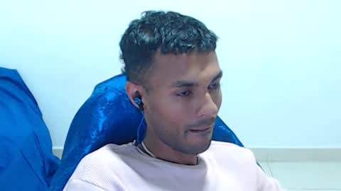 Snapshot of mr_max__ chatting on March 19, 2026, 12:25 am Max online show from March 19, 2026, 12:25 am