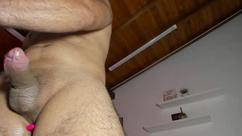 Snapshot of mr_mikee_ chatting on January 13, 2025, 9:08 am MIKEE online show from January 13, 2025, 9:08 am