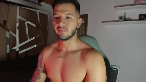 Snapshot of mr_mikee_ chatting on March 8, 2025, 3:06 am MIKEE online show from March 8, 2025, 3:06 am