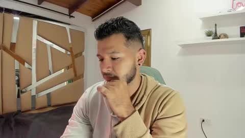 Snapshot of mr_mikee_ chatting on March 9, 2025, 3:01 am MIKEE online show from March 9, 2025, 3:01 am