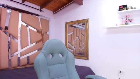 MIKEE online show from September 20, 2025, 3:07 am