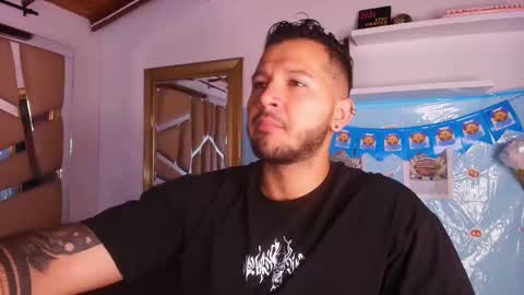 MIKEE online show from September 24, 2025, 3:10 am