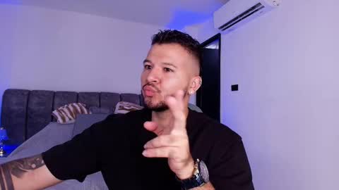 MIKEE online show from November 28, 2025, 3:09 am