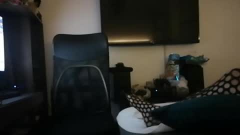 Dannys online show from February 25, 2025, 2:03 am