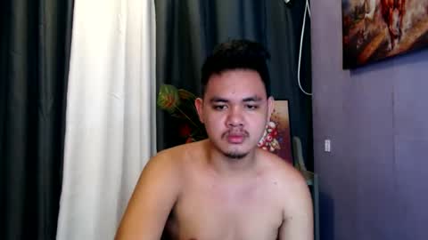 Snapshot of mr_olivercummerx chatting on September 9, 2025, 1:49 am mr_olivercummerx online show from September 9, 2025, 1:49 am