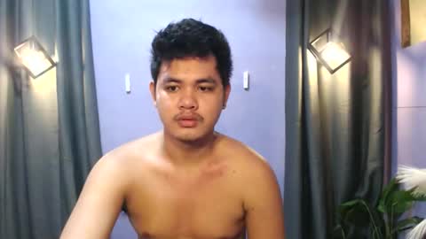 mr_olivercummerx online show from October 21, 2025, 1:39 am