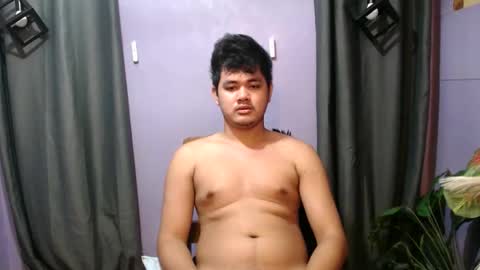 mr_olivercummerx online show from October 25, 2025, 9:09 pm