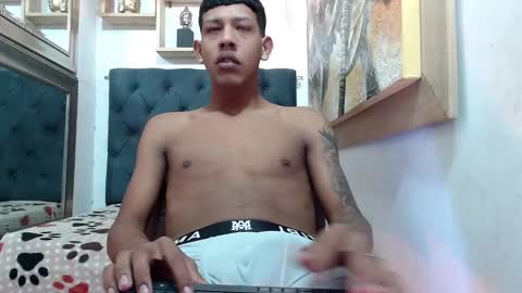 mr_stiven_ online show from December 19, 2024, 3:18 am