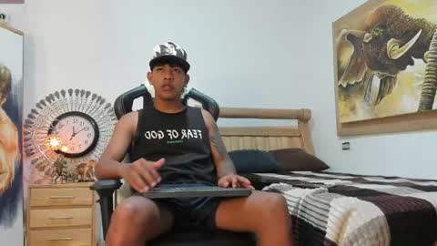 mr_stiven_ online show from May 13, 2026, 3:04 am