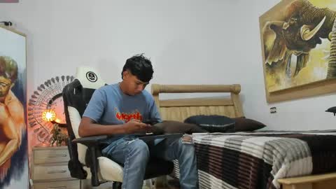 mr_stiven_ online show from June 5, 2026, 6:52 am