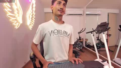 MR online show from November 8, 2025, 3:07 am