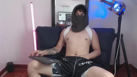 Snapshot of mralpha_latino chatting on May 8, 2026, 7:03 am Alpha LATINO online show from May 8, 2026, 7:03 am