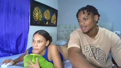 mrandms01 online show from May 4, 2026, 3:02 am