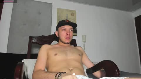 mrandrey23 online show from September 17, 2025, 12:40 pm