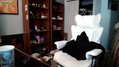 Ant online show from January 19, 2026, 2:10 pm