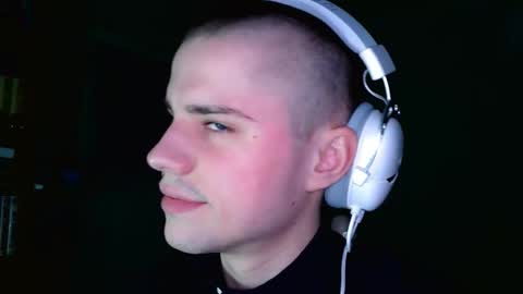 Snapshot of mrbepsik chatting on February 14, 2026, 9:44 pm Mr Roman online show from February 14, 2026, 9:44 pm