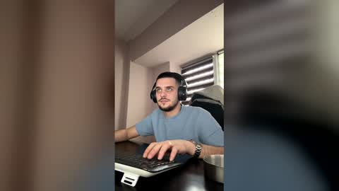 mrdick3ns online show from February 7, 2026, 10:41 am