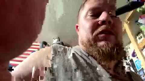Snapshot of mreric_210 chatting on April 19, 2026, 1:16 am mreric_210 online show from April 19, 2026, 1:16 am