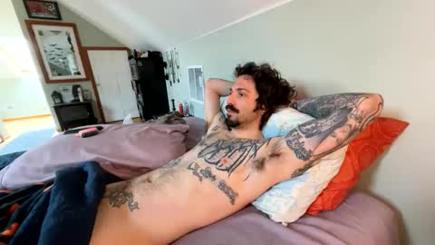 Snapshot of mrfanceypants chatting on April 23, 2026, 7:49 pm mrfanceypants online show from April 23, 2026, 7:49 pm