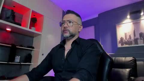 Snapshot of mrfrank_tattoo chatting on February 22, 2026, 10:36 am MrFrank. online show from February 22, 2026, 10:36 am