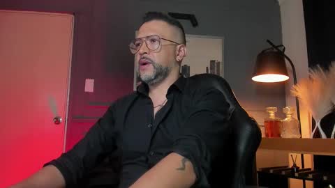 Snapshot of mrfrank_tattoo chatting on February 23, 2026, 10:34 am MrFrank. online show from February 23, 2026, 10:34 am