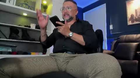 MrFrank. online show from July 10, 2026, 2:52 pm