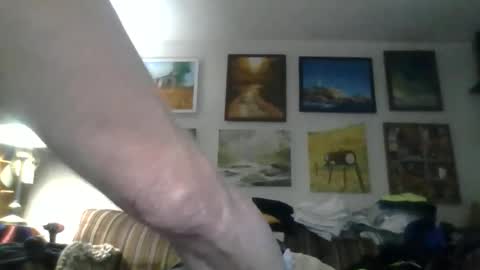 mrhollar online show from May 17, 2026, 11:39 am
