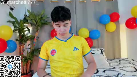 Snapshot of mrhot_night chatting on June 27, 2026, 10:59 pm Bastian online show from June 27, 2026, 10:59 pm