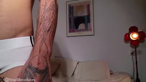 Snapshot of mrj9921 chatting on October 11, 2025, 4:16 pm Juan online show from October 11, 2025, 4:16 pm