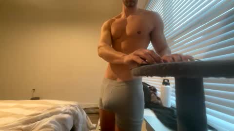 mrjonesjones online show from December 20, 2025, 1:51 pm