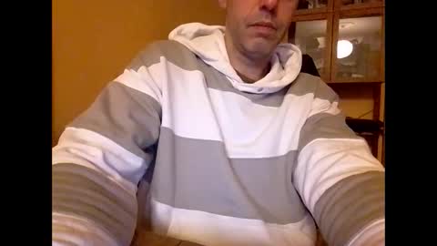 Snapshot of mrjungleman chatting on January 26, 2025, 7:09 pm mrjungleman online show from January 26, 2025, 7:09 pm