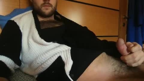 Snapshot of mrk_94 chatting on February 15, 2025, 2:00 pm MRK 94 online show from February 15, 2025, 2:00 pm