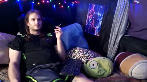 Snapshot of mrkinksized chatting on February 11, 2025, 5:37 am MrKinkSized online show from February 11, 2025, 5:37 am