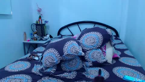 mrladybunnycock online show from July 17, 2026, 1:01 am