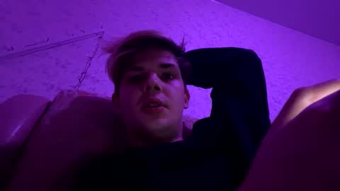 mr leo online show from December 30, 2024, 5:34 pm