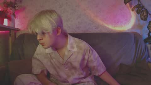 mr leo online show from January 17, 2025, 6:54 pm