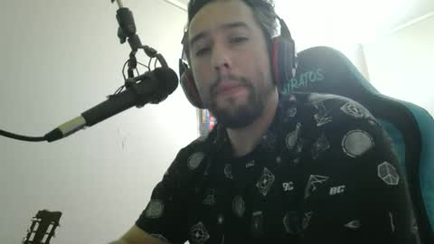 Snapshot of mrlilnice chatting on March 8, 2026, 3:54 am mrlilnice online show from March 8, 2026, 3:54 am