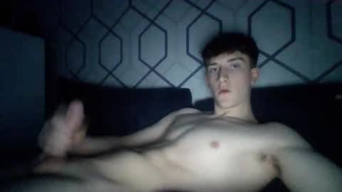 mrlovewhatyousee online show from March 23, 2026, 12:25 am