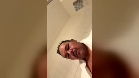 mrmex87 online show from June 18, 2026, 3:29 am