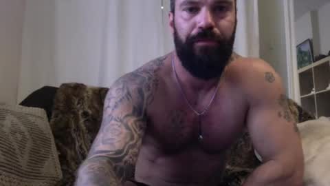 Mr Snow online show from October 25, 2025, 9:39 am