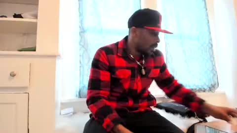 mromg007 online show from December 24, 2024, 3:58 pm